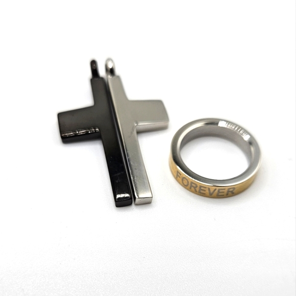 ๐ข3/$19๐ข Cross FOREVER Pendant Gold Black Plated Steel Unisex Couples - Picture 3 of 4